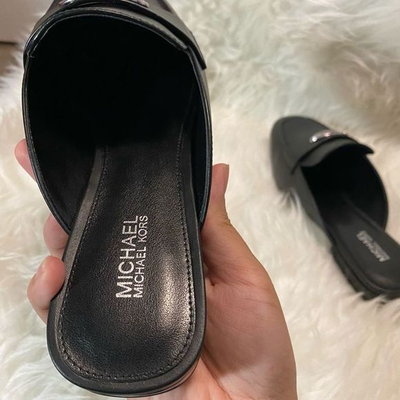 Michael Kors Flat Slip on leather shoes - Picture 8 of 11
